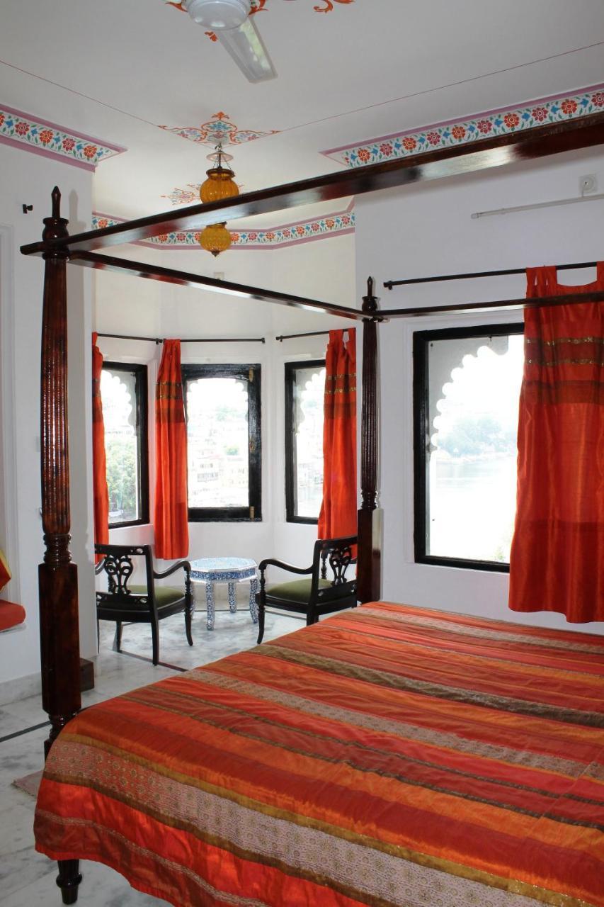 Karohi Haveli - A Heritage Hotel Удайпур Экстерьер фото
